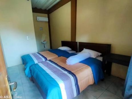 Andira home stay labuan bajo Exterior foto